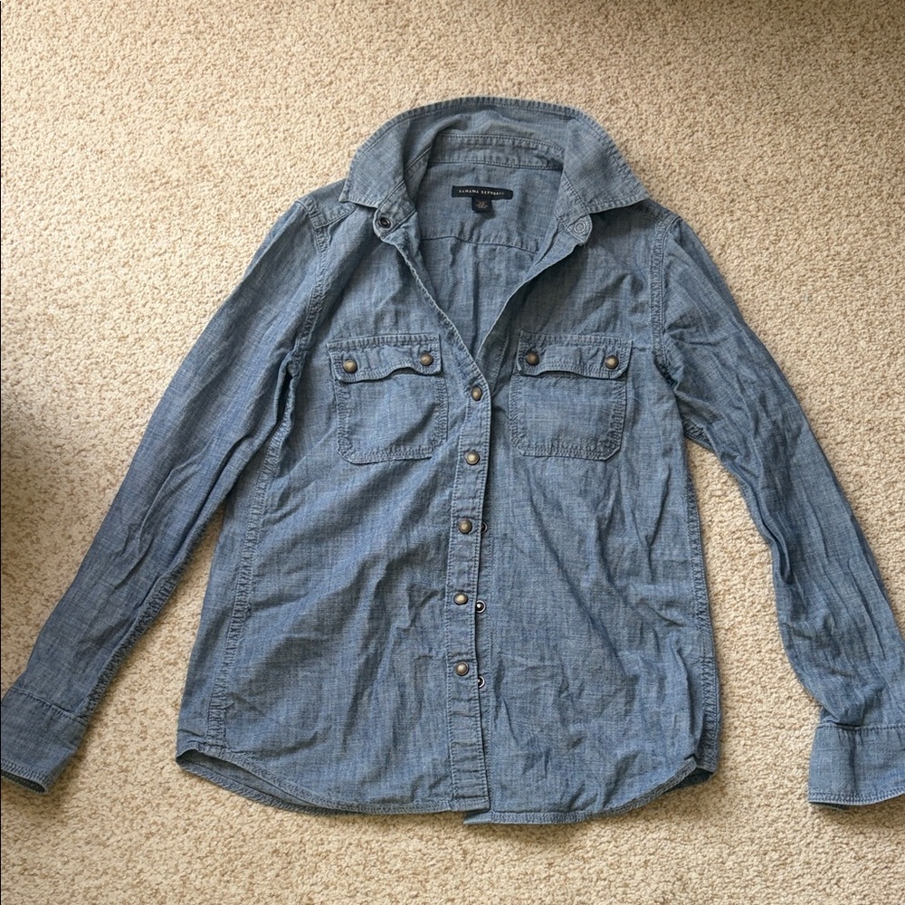Banana Republic Blue Button Down Shirt